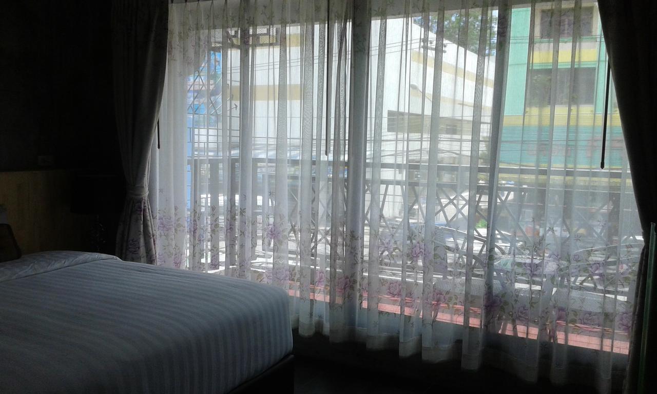 King Kong Hostel At Krabi Exterior photo