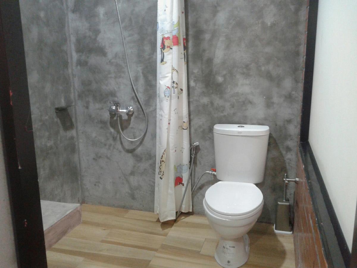 King Kong Hostel At Krabi Exterior photo